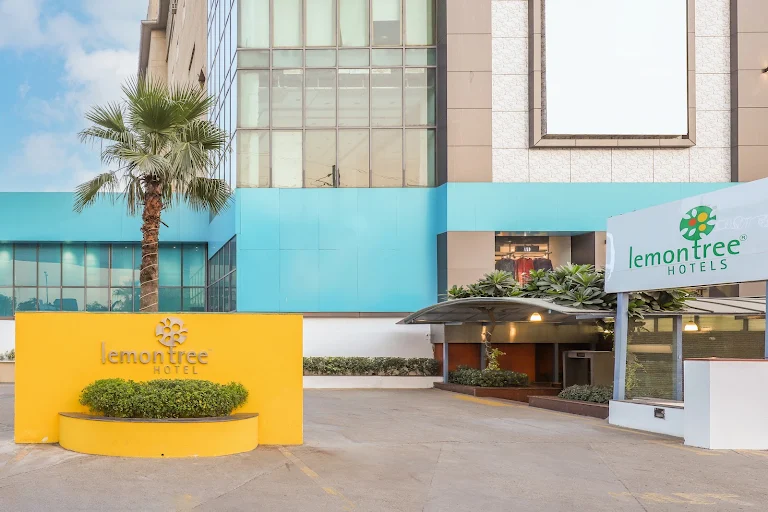 Entrance of Lemon Tree Hotel, Kaushambi, Delhi NCR